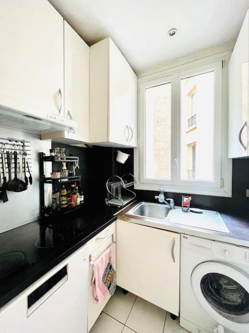 Beautiful Apartment With Balcony Paris Dış mekan fotoğraf