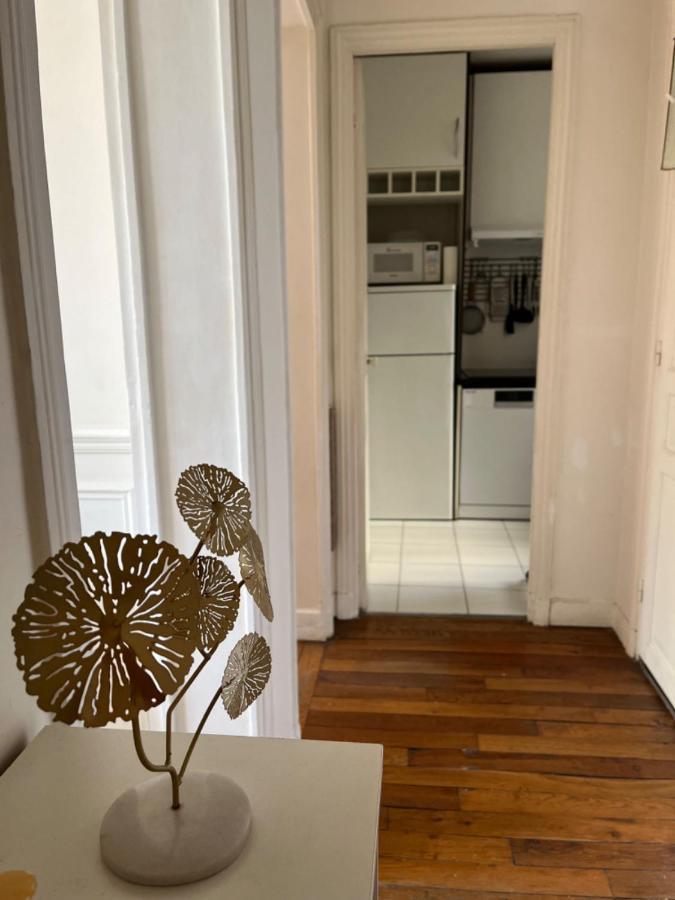 Beautiful Apartment With Balcony Paris Dış mekan fotoğraf
